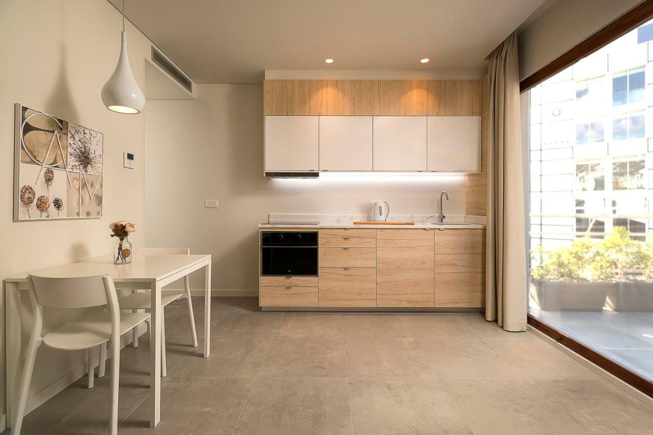 פונשל Ivens Residence מראה חיצוני תמונה